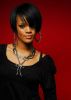 DigiCelebs_Rihanna_071111_61.jpg