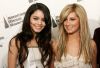 43673_VanessaHudgens_2006AMA_16_122_454lo.jpg